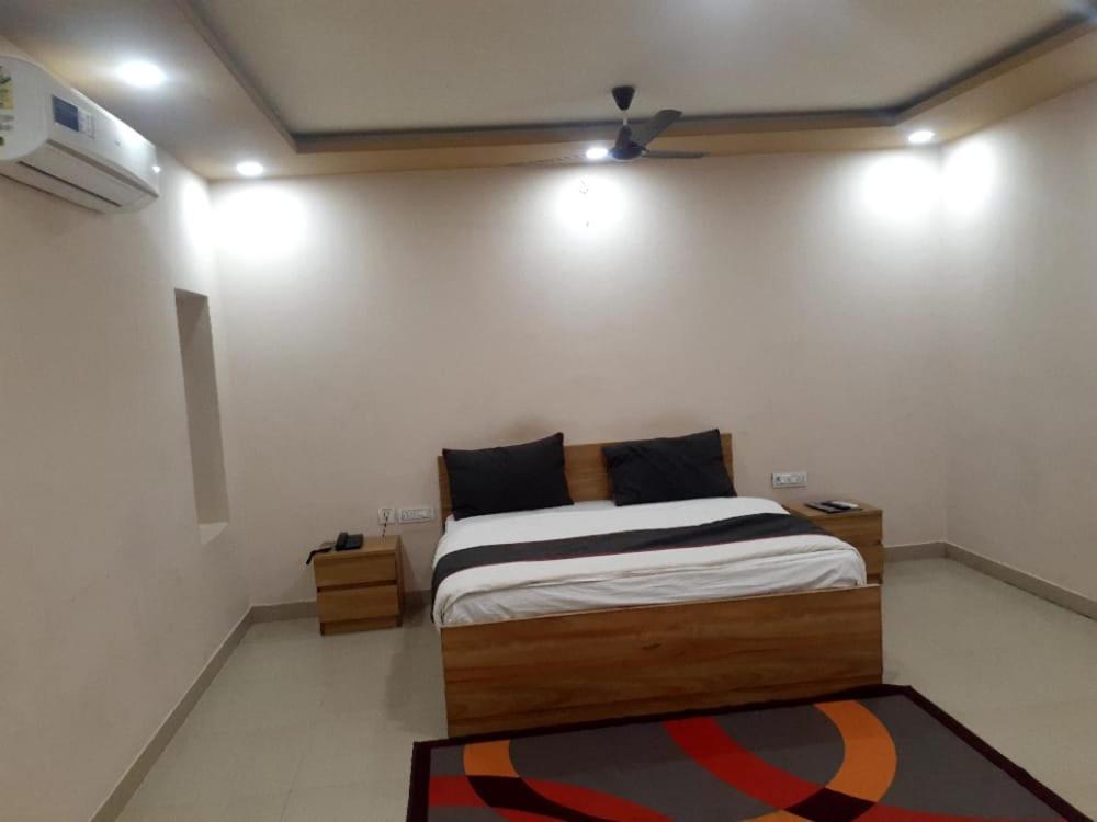 Hotel Bhanwar Niwas Jaipur Buitenkant foto